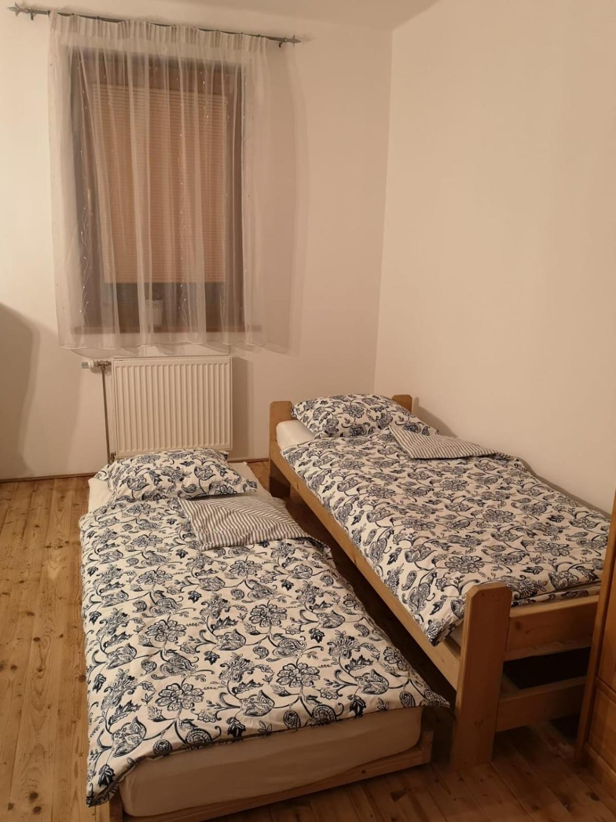 Appartamento Izba V Modrom Dome Limbach Esterno foto